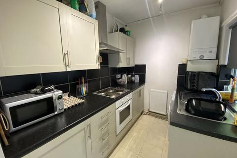 1 bedroom in a house share to rent, Station Road, Chesterfield