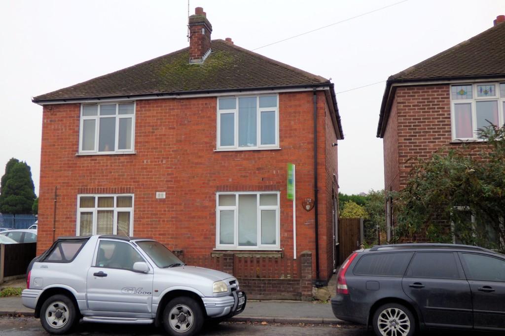 Hawkins Lane, BurtononTrent 2 bed semidetached house £700 pcm (£