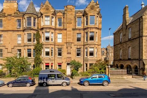 4 bedroom flat to rent, Marchmont Road, Marchmont, Edinburgh, EH9