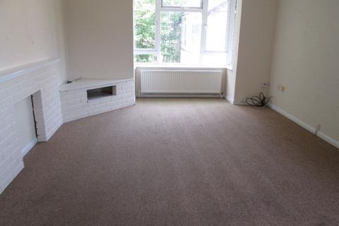 2 bedroom flat to rent, Kinderley Road, Wisbech