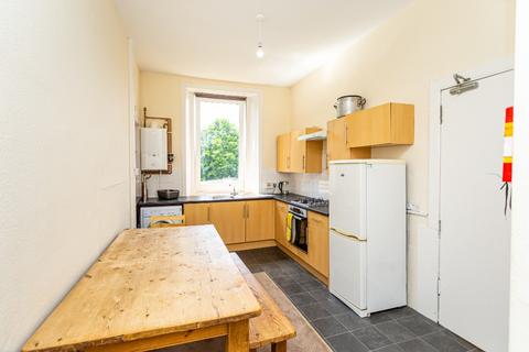 3 bedroom flat to rent, Dalkeith Road, Newington, Edinburgh, EH16
