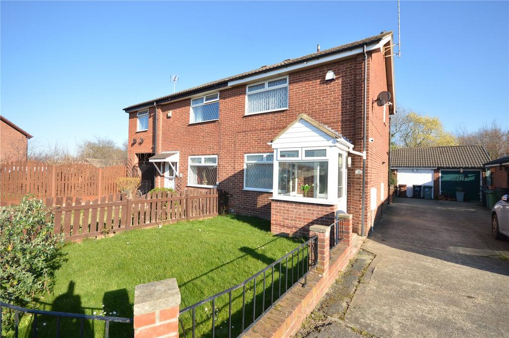 Mandarin Way, Leeds, West Yorkshire 2 bed semidetached house £134,950