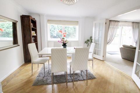 6 bedroom detached house to rent, Acorn Lane, Cuffley EN6