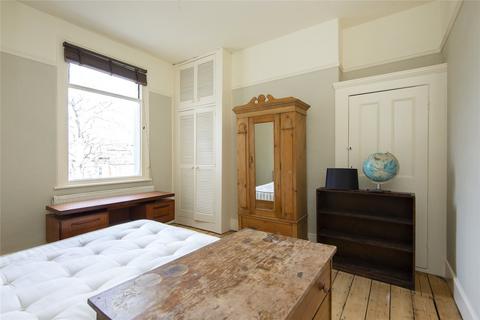 3 bedroom terraced house to rent, Thistlewaite Road, London, E5