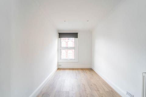 1 bedroom apartment to rent, The Broadway, Crouch End, London