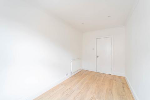 1 bedroom apartment to rent, The Broadway, Crouch End, London