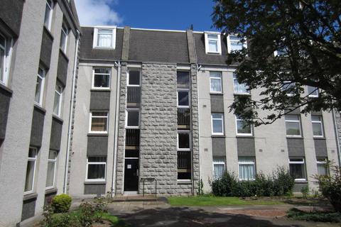 2 bedroom ground floor maisonette to rent, Claremount Gardens, Aberdeen, AB10