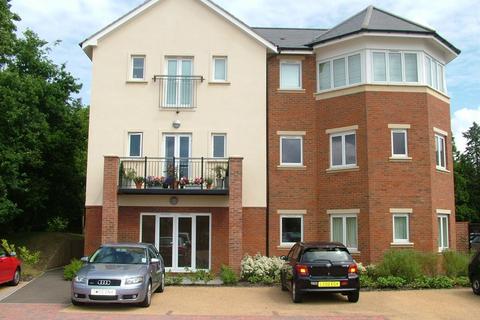 2 bedroom flat to rent, REIGATE ROAD, DORKING, RH4