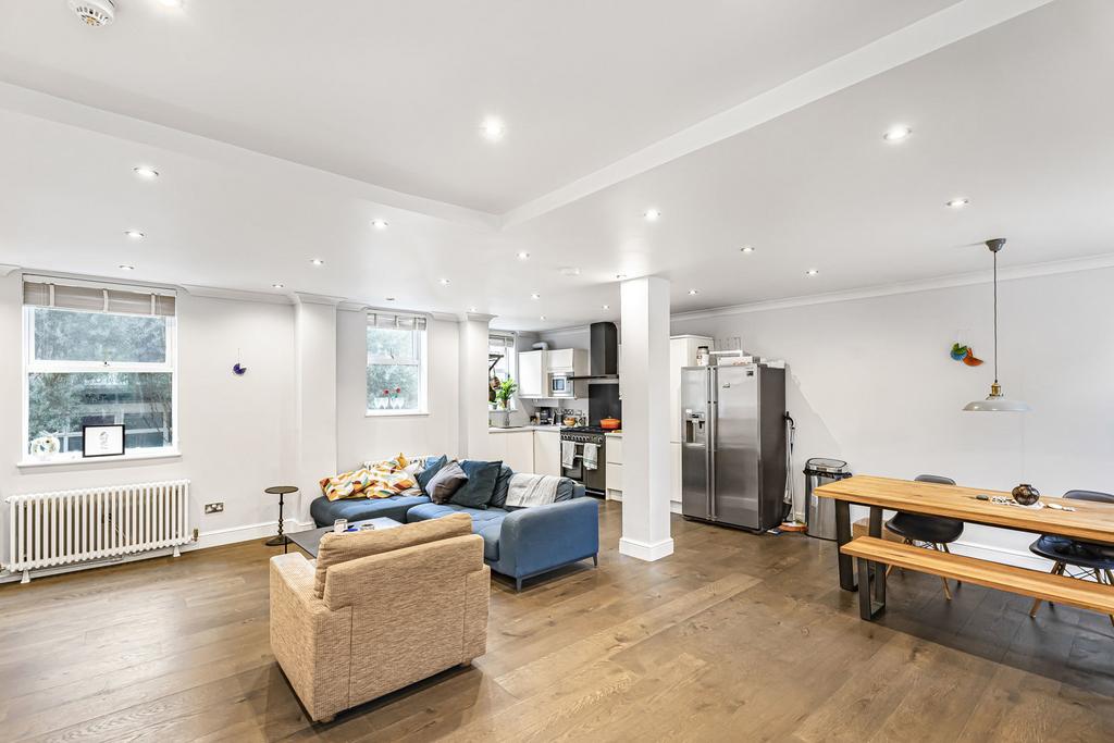 Reception/Kitchen