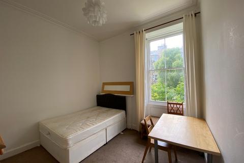 3 bedroom flat to rent, Marchmont Crescent, Marchmont, Edinburgh, EH9