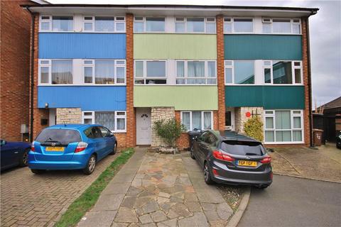 6 bedroom terraced house to rent, Queens Drive, Guildford, Surrey, GU2