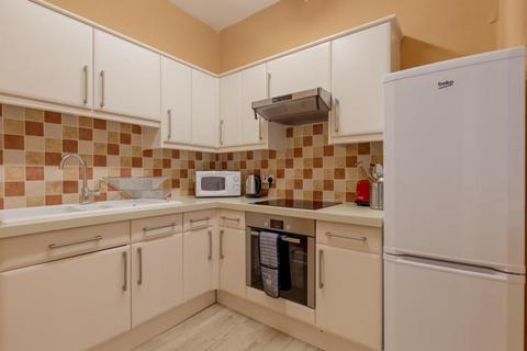 2 bedroom flat to rent, Hawthornvale, Newhaven, Edinburgh, EH6