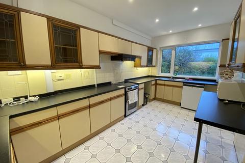 3 bedroom detached house to rent, Owls Lodge Lane, Mayals, Swansea, SA3