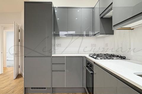 2 bedroom flat to rent, Lindore Road, Clapham, SW11