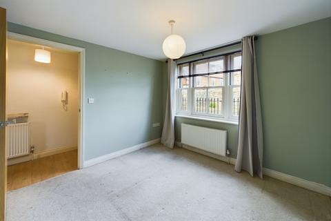 1 bedroom apartment to rent, Minstergate, Thetford