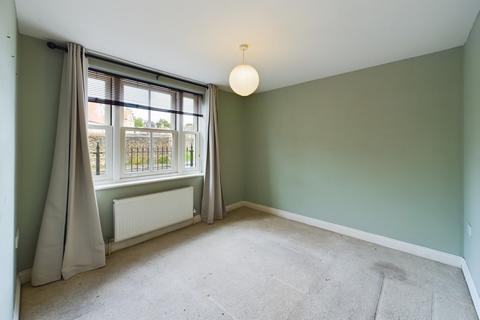 1 bedroom apartment to rent, Minstergate, Thetford