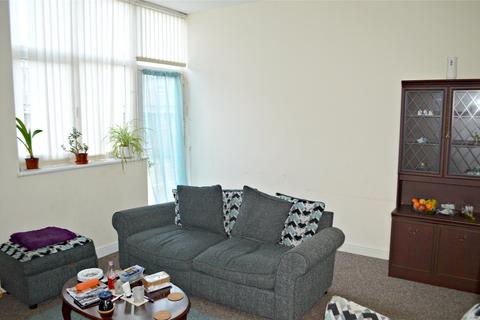 3 bedroom flat for sale, Hope Street, Grimsby, North East Lincolnshire, DN32