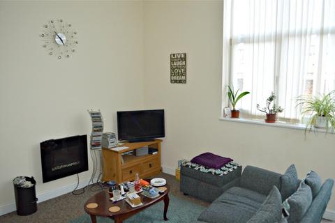 3 bedroom flat for sale, Hope Street, Grimsby, North East Lincolnshire, DN32