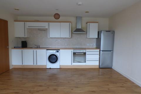 2 bedroom apartment to rent, Flat 8 Dale House 204, London Road, Stockport, SK7