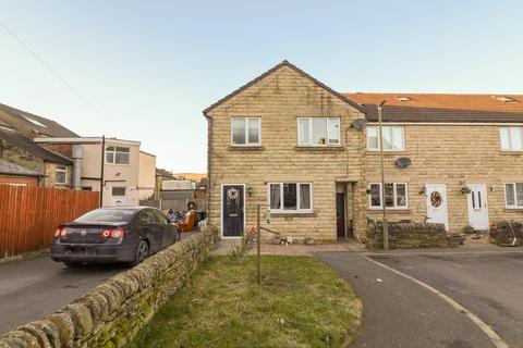 3 bedroom end of terrace house for sale - Osborne Place, Glossop SK13
