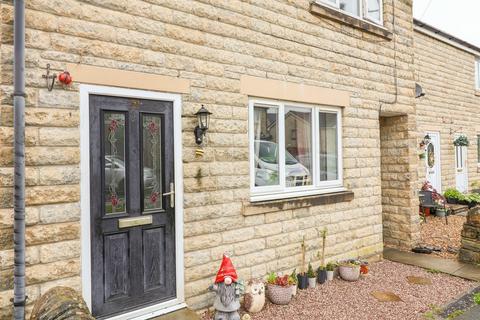 3 bedroom end of terrace house for sale, Osborne Place, Glossop SK13
