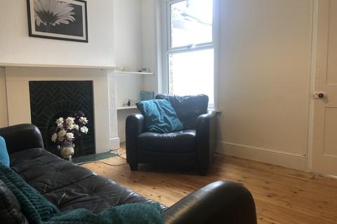3 bedroom terraced house to rent, York Road, Canterbury CT1