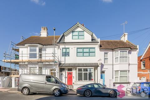 1 bedroom flat to rent, Eastern Road, Brighton