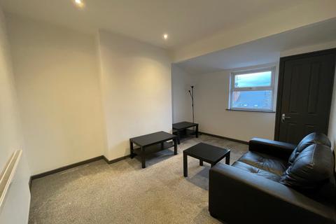 1 bedroom apartment to rent, Flat 3, Providence Avenue, Leeds, West Yorkshire, LS6