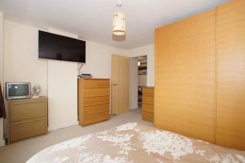 2 bedroom flat for sale, 3 Cottage Road, Lower Holloway, London, Islington, N7 8TP