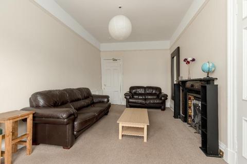 4 bedroom flat to rent, Hillside Street, Hillside, Edinburgh, EH7