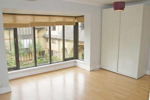 Studio to rent, Lygean Avenue, Ware SG12