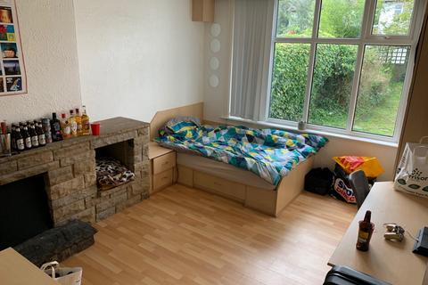 7 bedroom semi-detached house to rent - Otley Road, Leeds, West Yorkshire, LS6