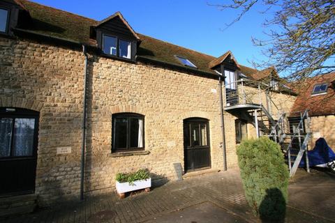 2 bedroom apartment to rent, Great Milton OX44