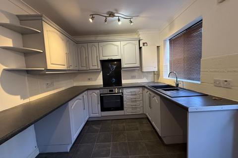 3 bedroom semi-detached house to rent, Erskine Street, Dresden, Stoke-On-Trent