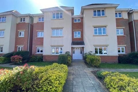 2 bedroom apartment to rent, Sunningdale Drive, Chorley PR7