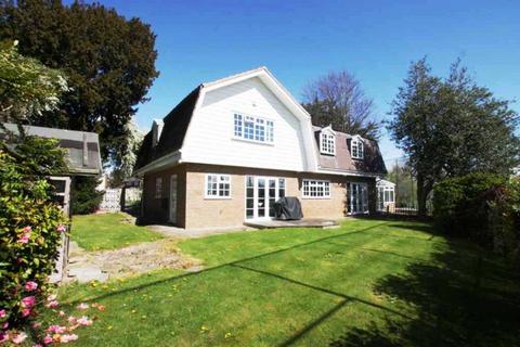 4 bedroom detached house to rent - Earls Oak, Upton