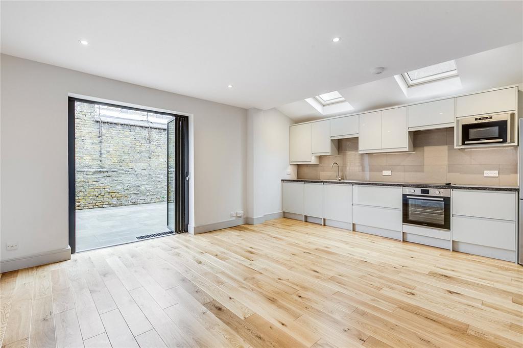 Kitchen/Open Plan