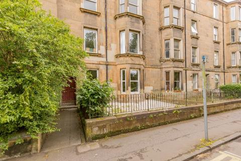 3 bedroom flat to rent, Melville Terrace, Marchmont, Edinburgh, EH9