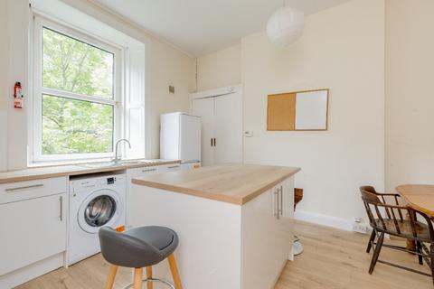 3 bedroom flat to rent, Melville Terrace, Marchmont, Edinburgh, EH9