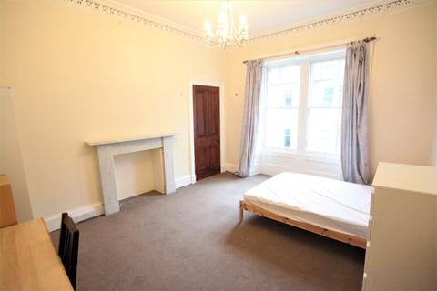 3 bedroom flat to rent, Grange Loan, Grange, Edinburgh, EH9