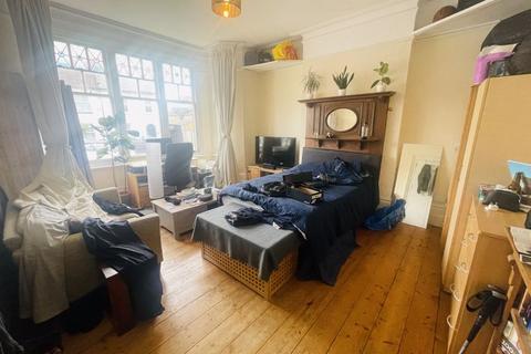 1 bedroom in a house share to rent - Cowley Road, Uxbridge, UB8