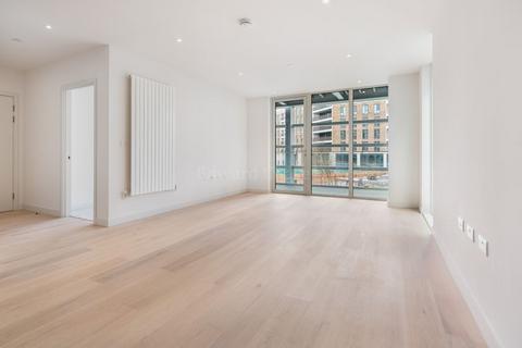 2 bedroom apartment to rent, Flagship House, Royal Wharf, E16