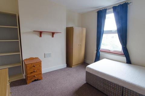 undefined, Gillespie Road, London, N5 New Instruction