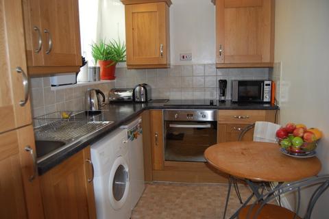 2 bedroom apartment to rent, York Parade, Tonbridge TN10