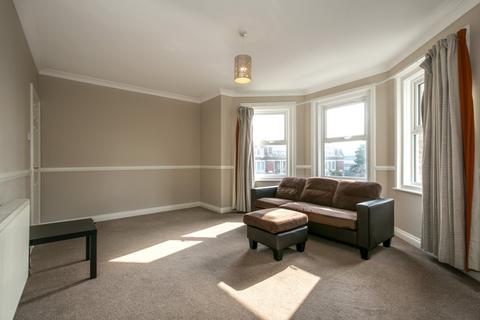 1 bedroom flat to rent, Bath Road, Lansdowne