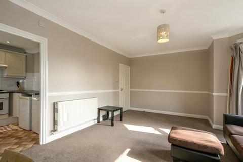 1 bedroom flat to rent, Bath Road, Lansdowne