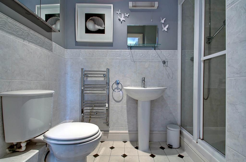 Ensuite