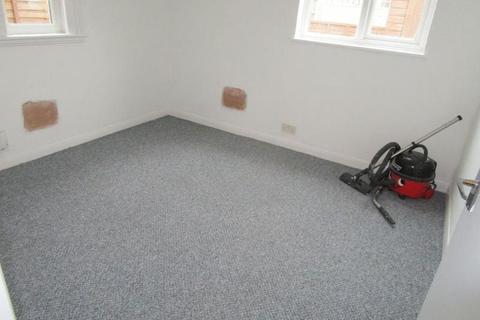 2 bedroom flat to rent - Ashburnham Road, Southend-On-Sea