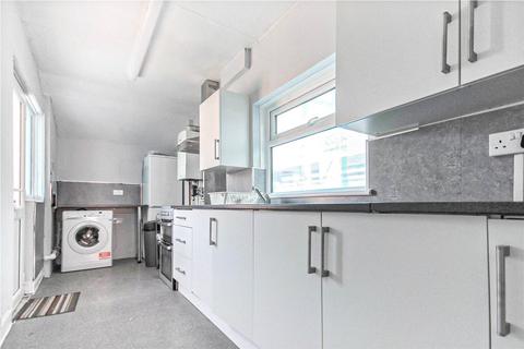 4 bedroom terraced house to rent, Sandling Avenue, Horfield, Bristol, BS7