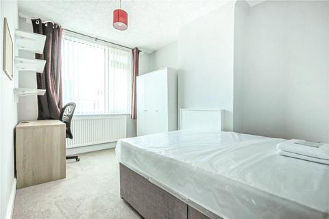 4 bedroom terraced house to rent, Sandling Avenue, Horfield, Bristol, BS7